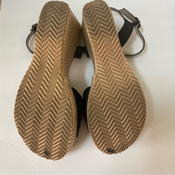 Volatile Black Wedge Heels 9 - Picture 14 of 14